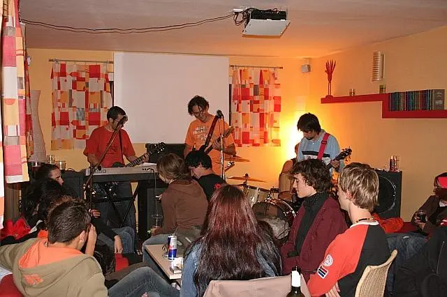 Centrum Rozbitého Skla - 14.10 048.jpg